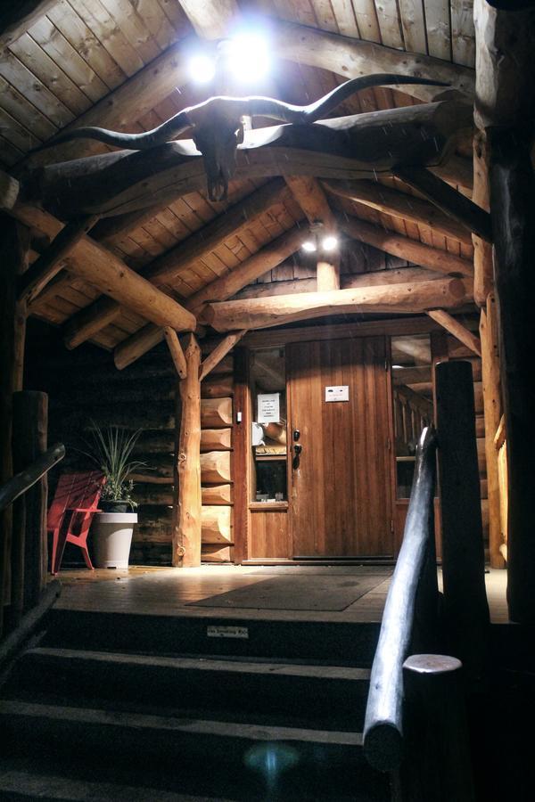 Rock Lake Lodge Rock Lake Lodge Provincial Park Bagian luar foto